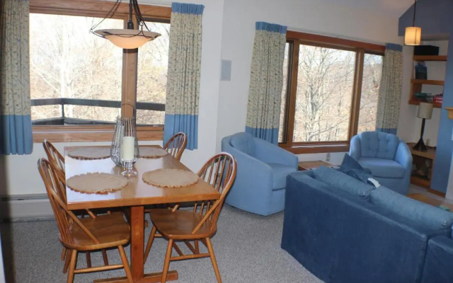 photo 4 of Two bedroom condo with Sports Center, Shuttle service Highridge I3