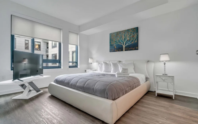 photo 4 of Two Bedroom Fully Furnished Apartment near Waterfront 2 Apts by RedAwning