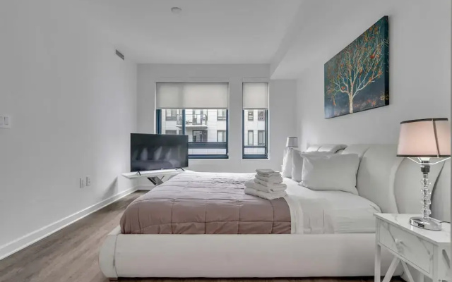 photo 5 of Two Bedroom Fully Furnished Apartment near Waterfront 2 Apts by RedAwning