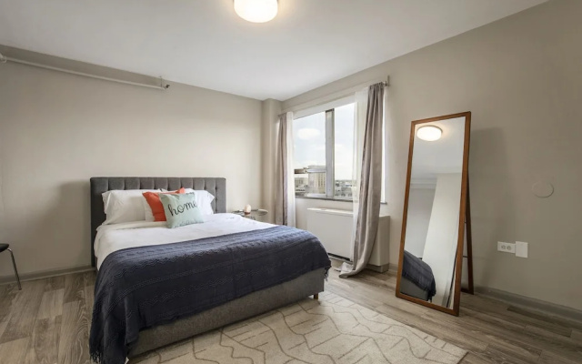 photo 2 of TWO Bold 1 BR CozySuites for your Louisville Getaway