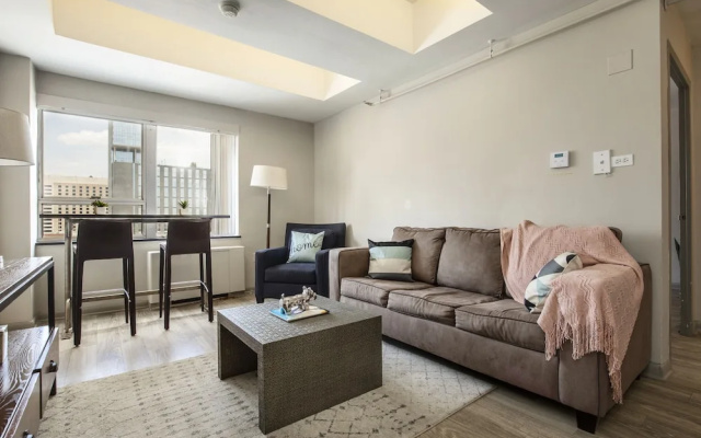 photo 5 of TWO Luxurious 1 BR CozySuites in Downtown Louisville