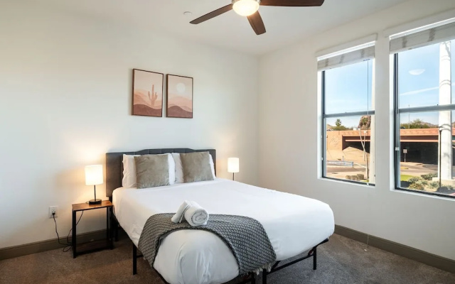 photo 4 of TWO Modern CozySuites at Town Lake