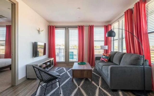 photo 5 of TWO Modern CozySuites at Town Lake Waterfront