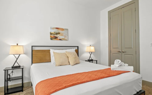 photo 2 of TWO Modern Waterfront Cozysuites sidebyside
