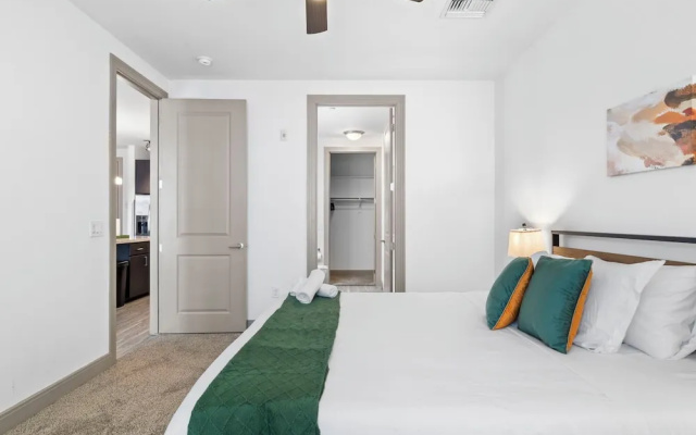 photo 4 of TWO Modern Waterfront Cozysuites sidebyside