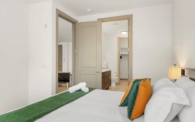 photo 5 of TWO Modern Waterfront Cozysuites sidebyside