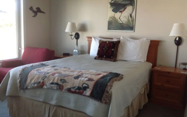 photo 5 of Tyee Lodge Oceanfront B&B