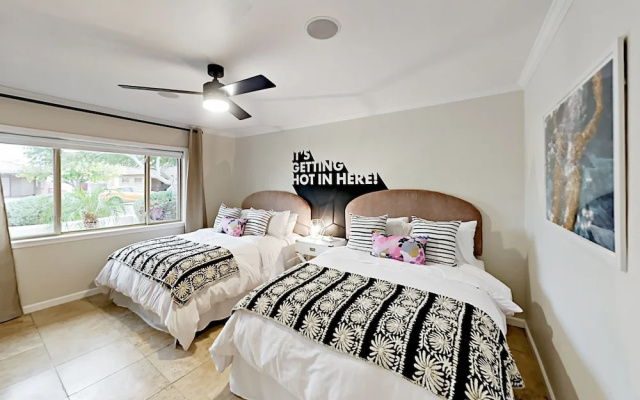photo 5 of Ultra-Posh - 3 Br Home