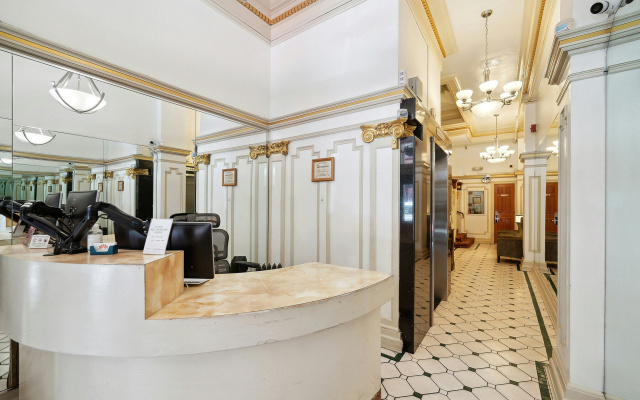 photo 2 of Union Square Plaza Hotel