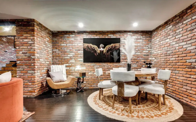photo 2 of Heated Pool: Tropical Townhome in Wheat Ridge