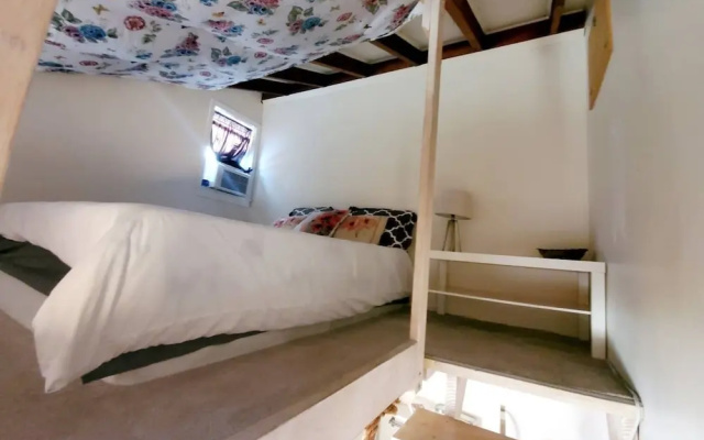 photo 4 of Unique Romantic 2br+loft@venice Short/long Stay 2 Bedroom Apts