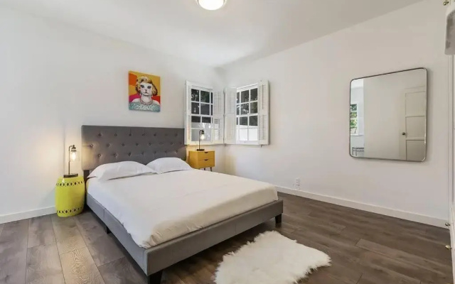 photo 2 of Unique&Cozy Country-style 2BD home in Studio City