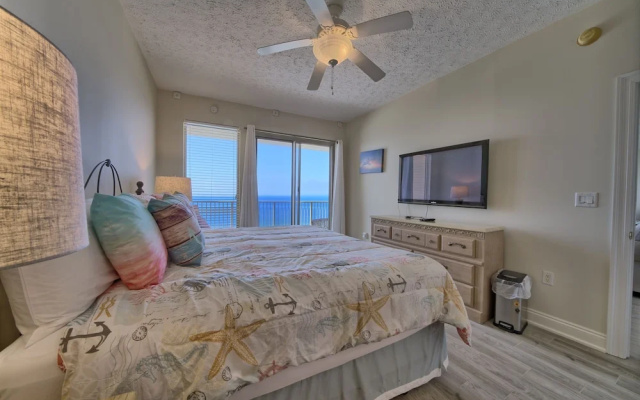 photo 4 of Marvelous Condo with Beachside Pool and Free Poolside WiFi - Unit 0902 by RedAwning