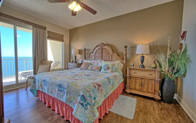 photo 4 of Roomy Oceanfront Condo with Breathtaking View and Beachside Pool - Unit 1906 by RedAwning