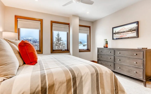 photo 4 of Centennial 2 Bedroom Condo Unit no. 13ab