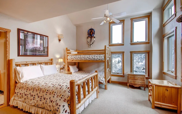 photo 4 of Centennial 3 Bedroom Condo Unit no. 22