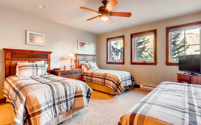 photo 4 of Centennial 2 Bedroom Condo Unit no. 3