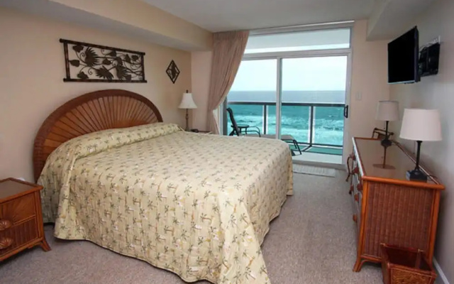photo 2 of Laguna Keyes by Elliott Beach Rentals