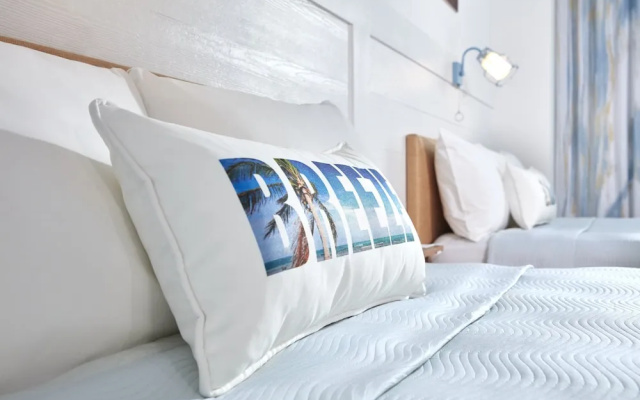 photo 5 of Universal's Endless Summer - Dockside Inn & Suites