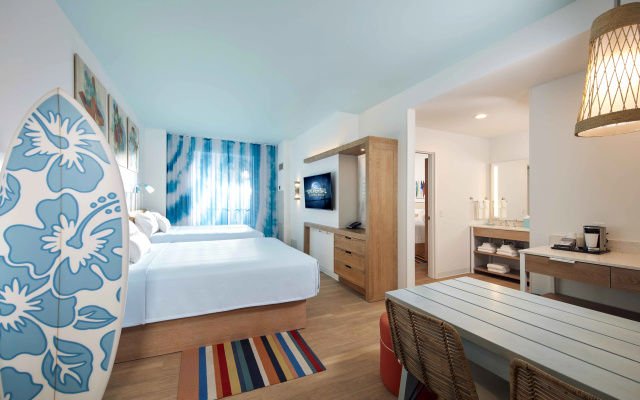 photo 3 of Universal Endless Summer Resort — Surfside Inn and Suites