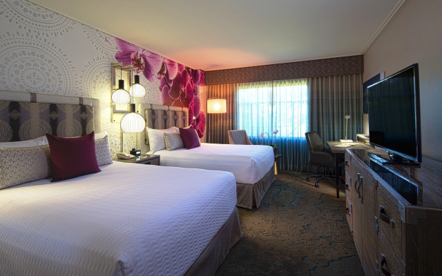 photo 4 of Loews Royal Pacific Resort at Universal Orlando
