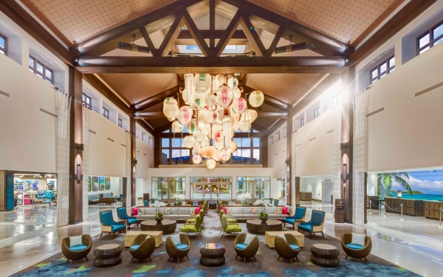 photo 2 of Universal Loews Sapphire Falls Resort