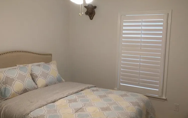 photo 3 of University City Guest House