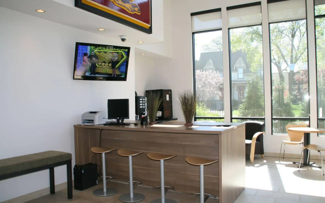 photo 4 of University Inn
