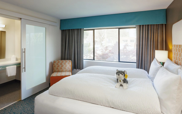 photo 5 of Staypineapple, University Inn, University District Seattle
