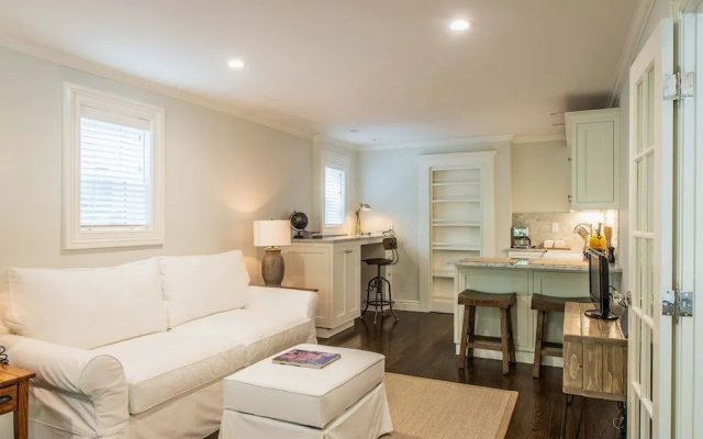 photo 3 of Updated and Modern Alameda 1 Bedroom