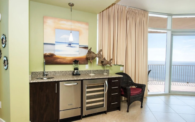 photo 4 of Updated and Relaxing Four Bedroom - Unit Tpc1701
