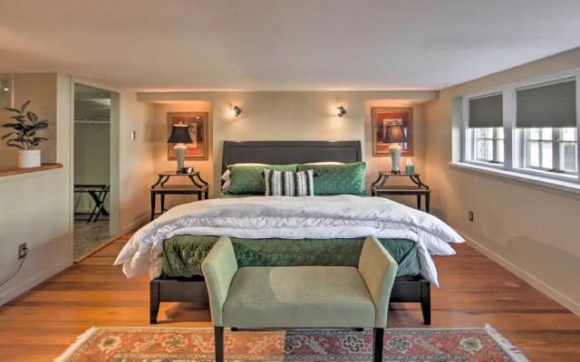 photo 3 of Updated Apartment in Historic Dtwn Marshall!