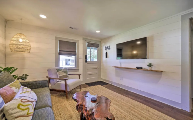 photo 4 of Updated Brevard Home - Close to Downtown!