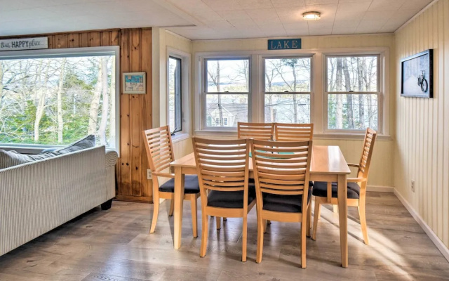 photo 5 of Updated Bristol Lakehouse w/ Kayaks & Beach Access