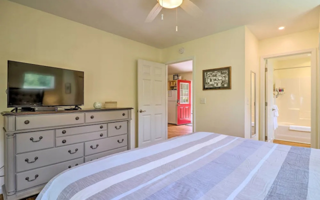 photo 5 of Updated Cottage at Lake Junaluska Golf Course!