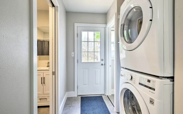 photo 4 of Updated Fayetteville Home < 2 Miles to Uark!