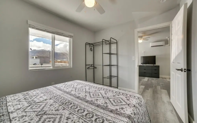 photo 4 of Updated Hawthorne Apartment, 12 Mi to Walker Lake!