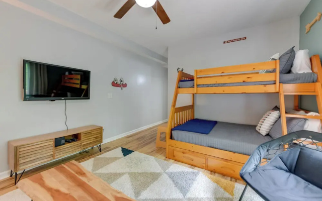 photo 4 of Updated Home w/ Private Hot Tub & Mtn Views!