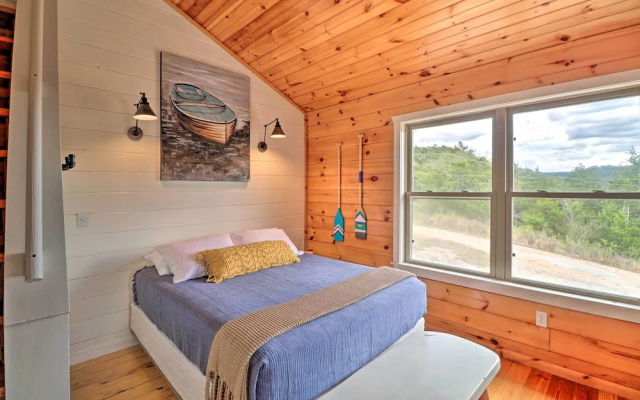 photo 3 of Updated Mtn View Studio w/ Loft - Near River!