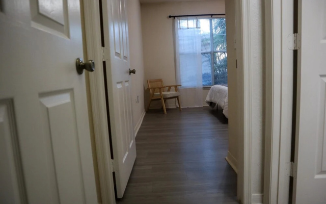 photo 3 of Upgraded 2 bed apt close to beaches and Mayo Clinic!