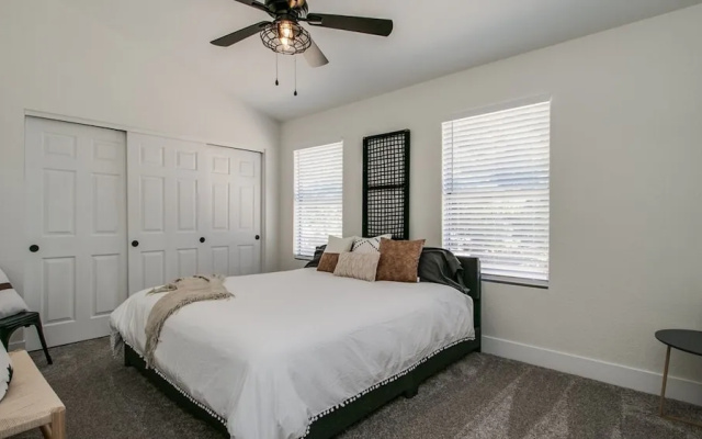 photo 5 of Upgraded 4-bdrm Beautiful Home W/pool!