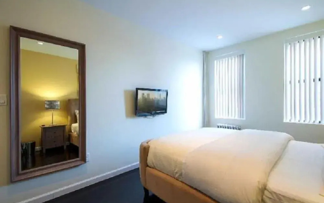 photo 5 of Upper East Side Apartments
