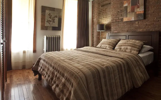 photo 4 of Upper Yorkville Suites