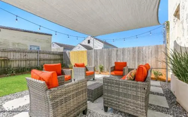 photo 3 of Upscale 2BR in Uptown by Hosteeva