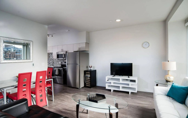 photo 4 of Upscale Apartments in Stadium District