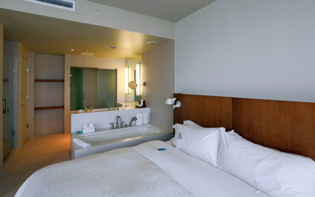 photo 3 of Upscale Condo Hotel in Fort Lauderdale Beach Apartments