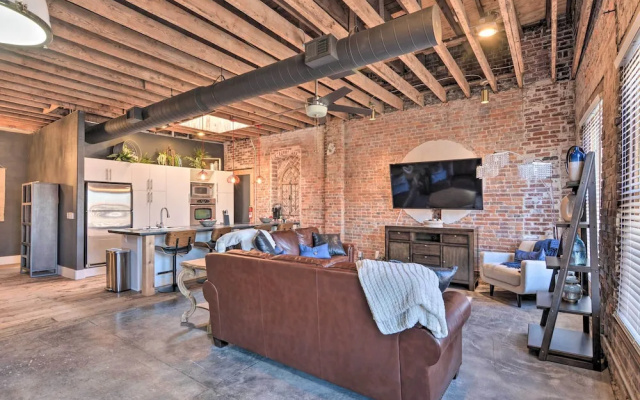 photo 2 of Upscale Loft in the Heart of Dtwn Springfield