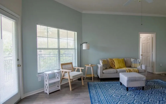 photo 5 of Upscale, modern, resort-style retreat, great location
