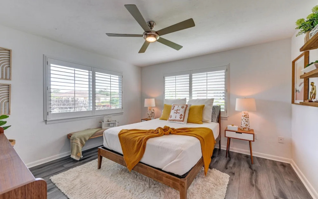 photo 4 of Upscale Naples Outdoor Getaway ~ 4 Miles to Beach
