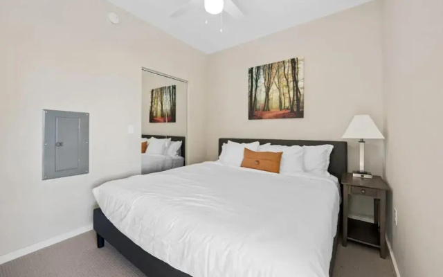 photo 2 of Upscale Stay with Amenities Galore 348